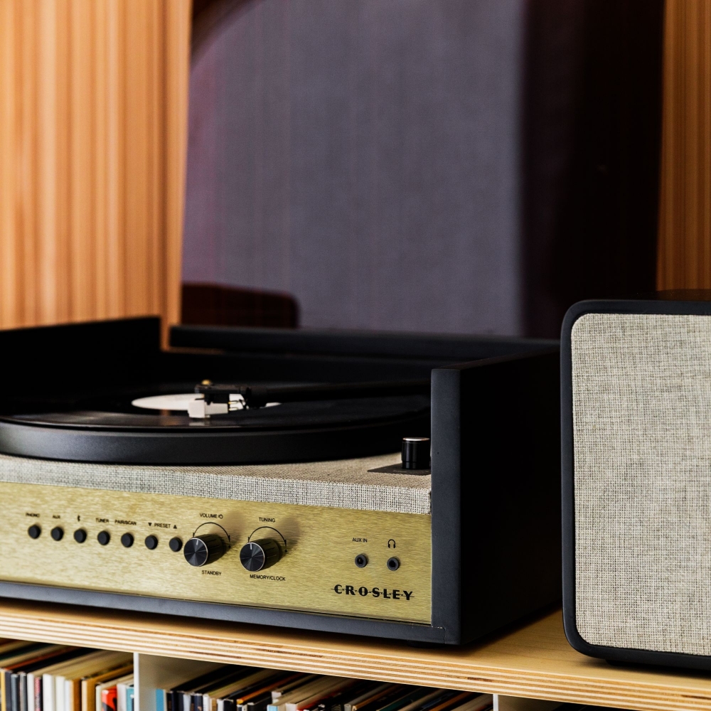 Crosley Coda turntable