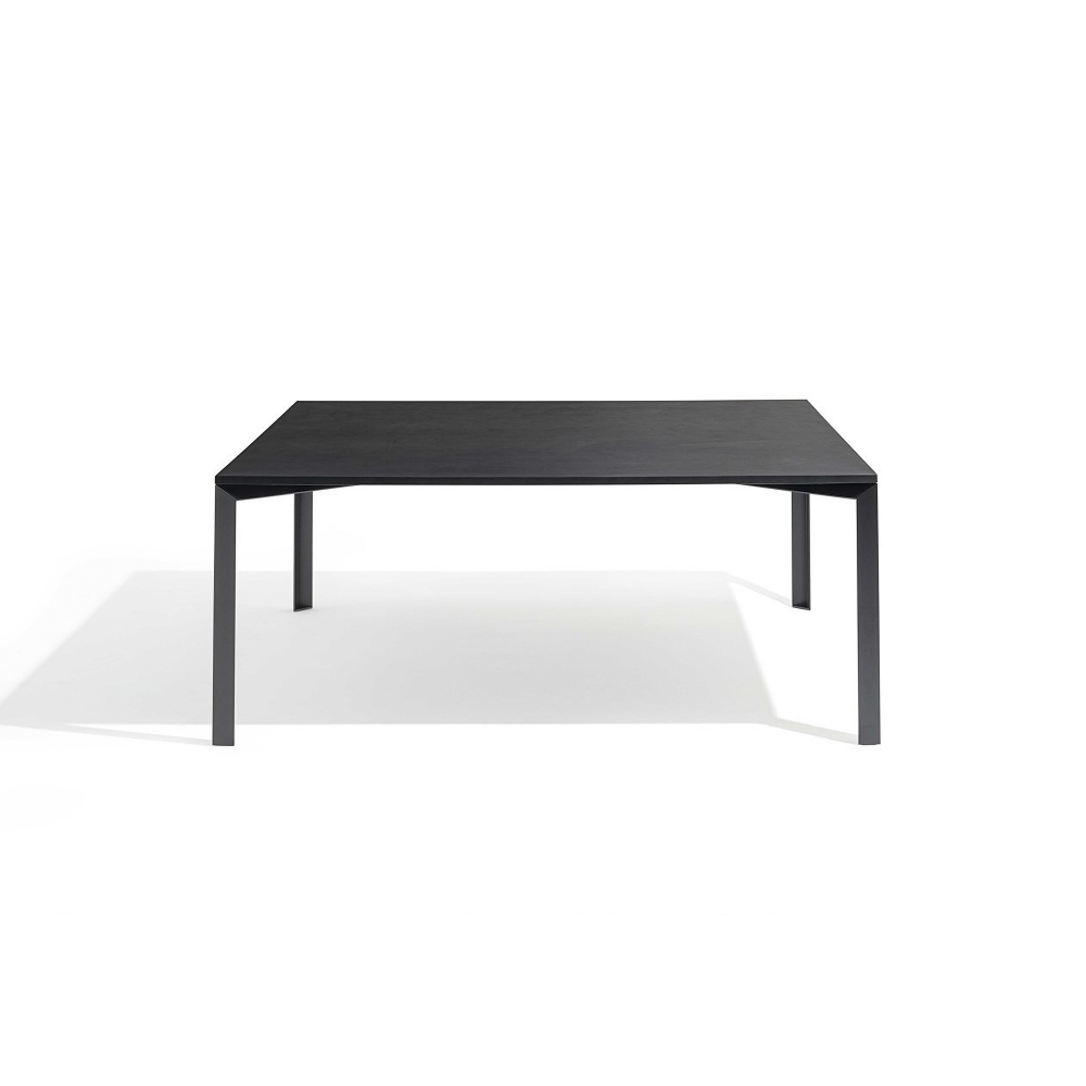 Desalto Tavolo L45 - 180x180