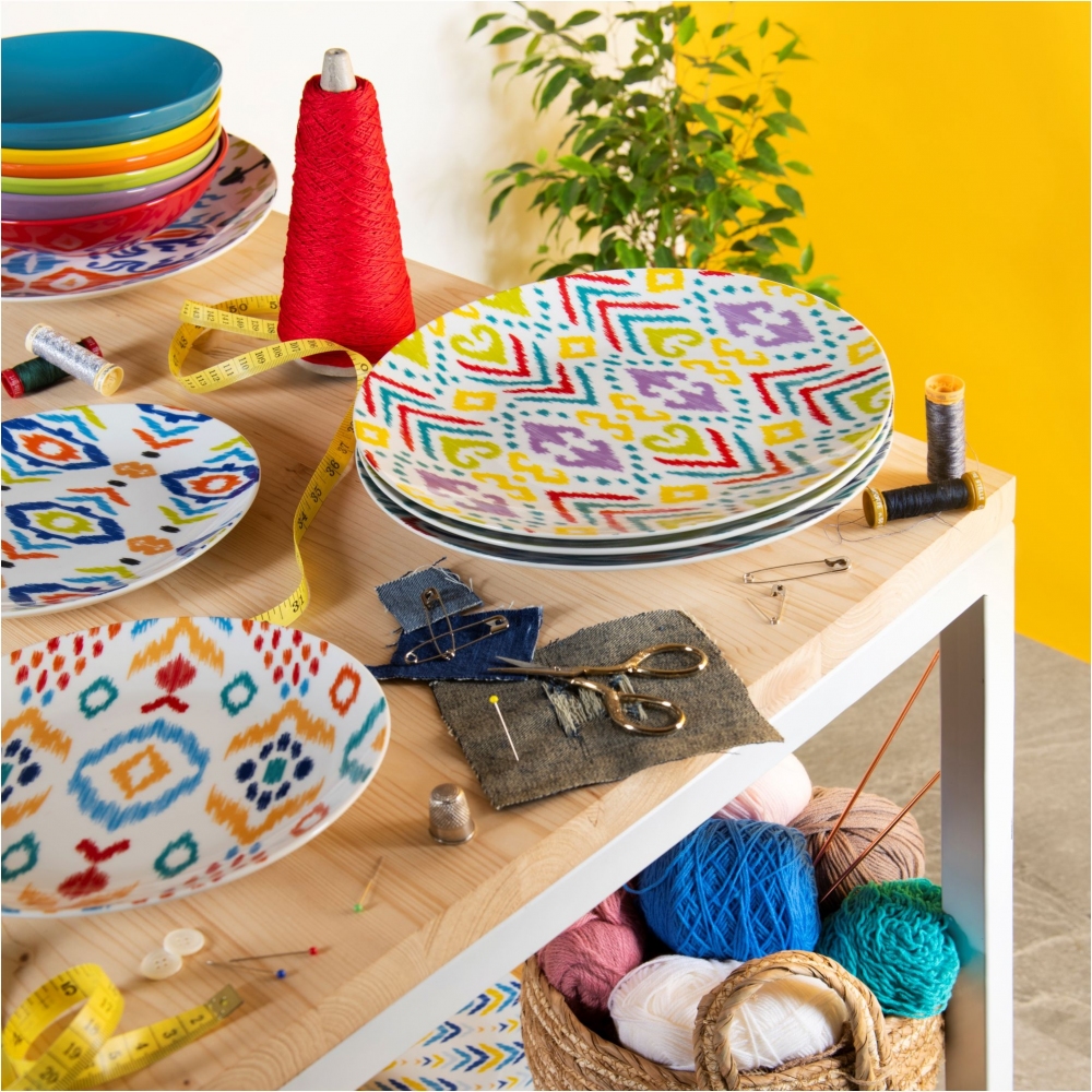 Excelsa Ikat set of 18 plates