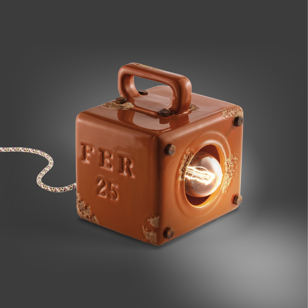 Ferroluce Lampada da tavolo C1650