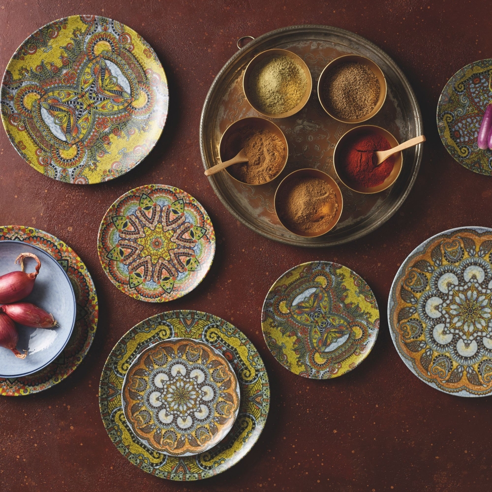 Arthur Krupp Mandala Set of 12 plates