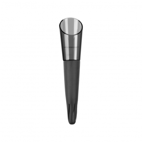 Le Creuset WA-143  wine aerator / pourer