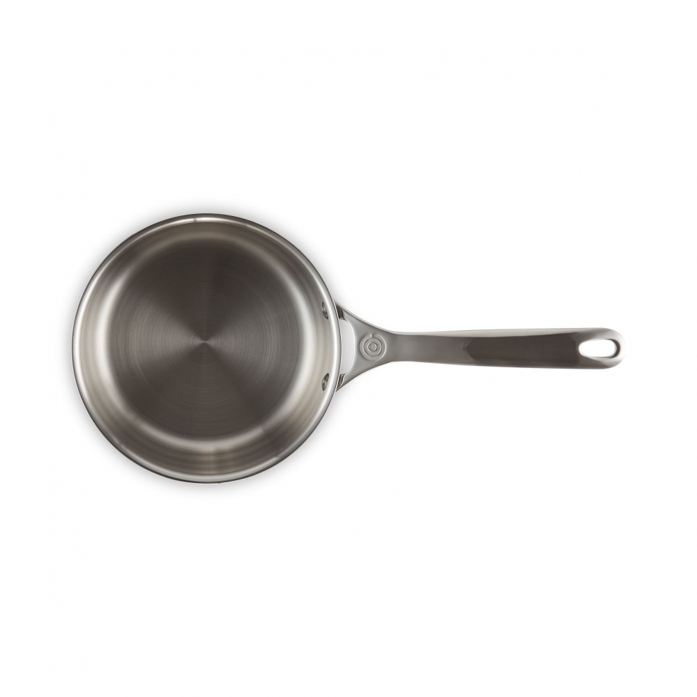 Le Creuset long-handled steel saucepan with lid. 18 cm