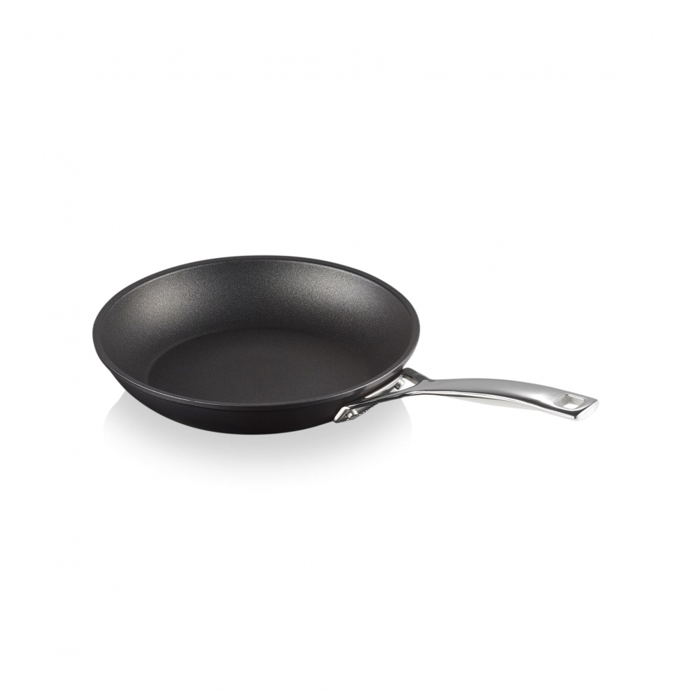 Le Creuset low aluminium pan diam. 26 cm