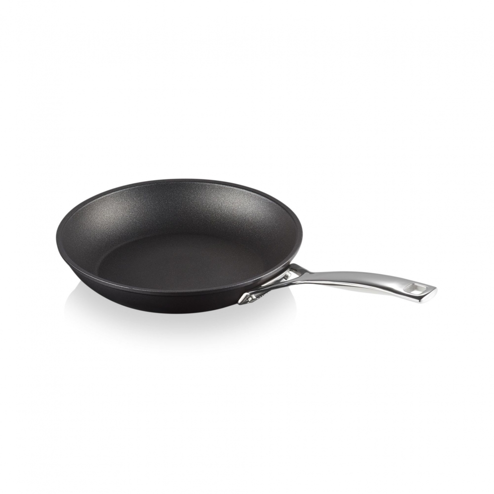 Le Creuset low aluminium pan diam. 28 cm