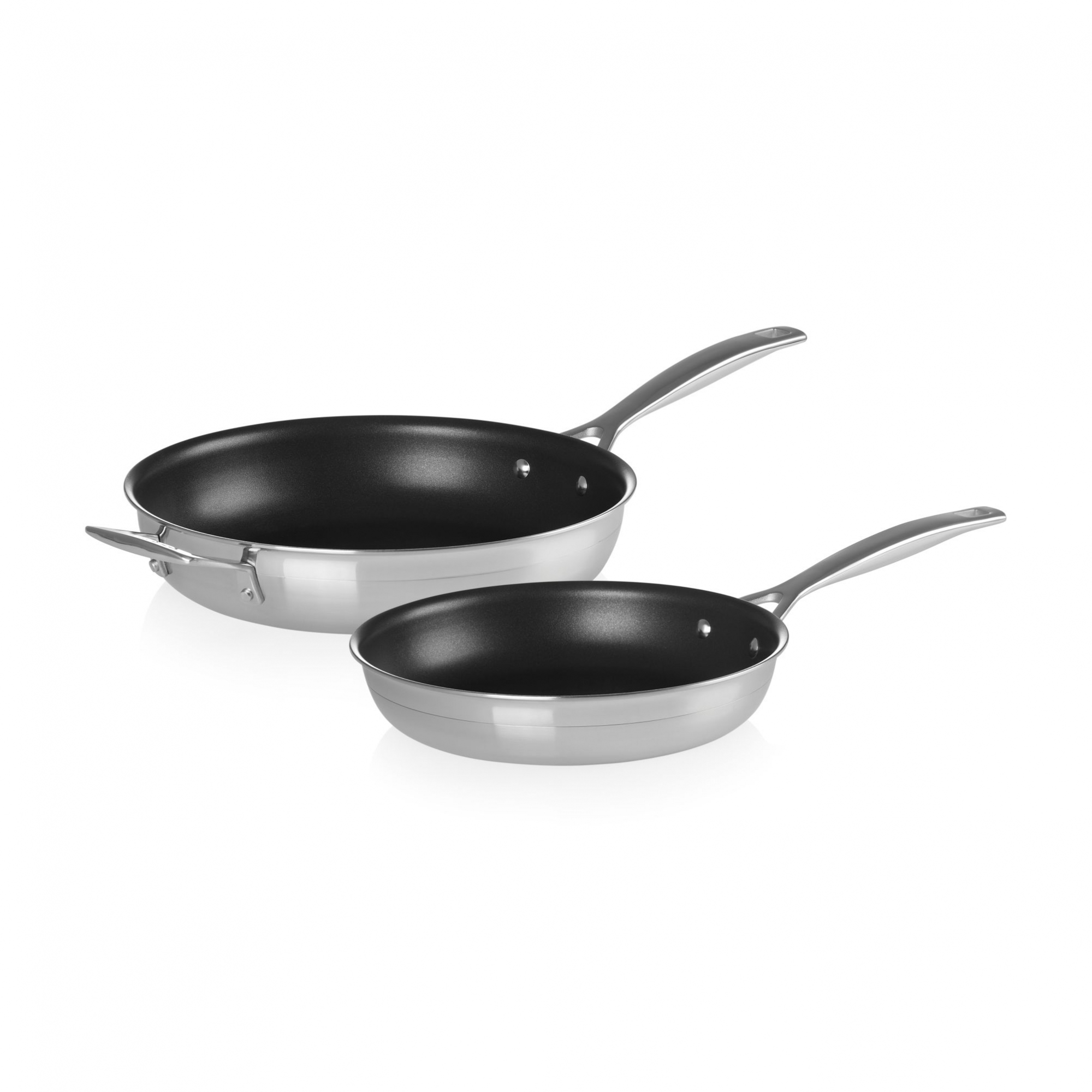 Le Creuset set of 2 nonstick pans 24 28 cm