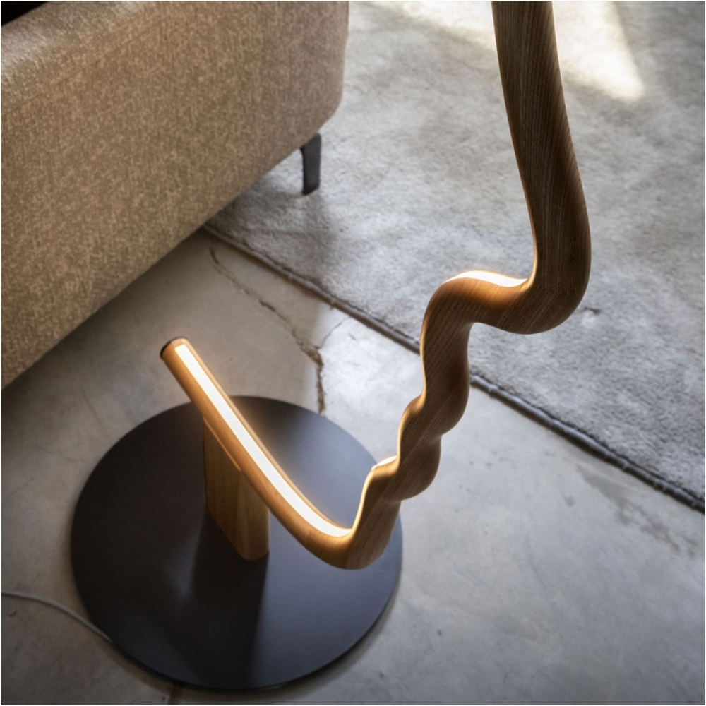 Mogg Lampada LED da terra Vis a Vis Wood