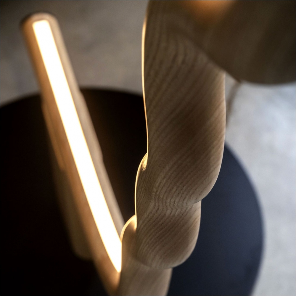 Mogg Lampada LED da terra Vis a Vis Wood