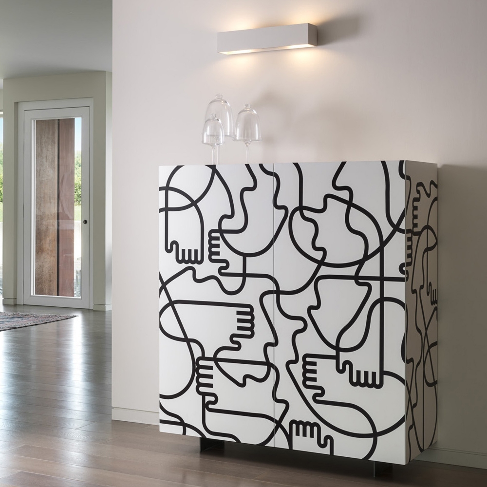 Pictoom Madia 2 ante Shake Hands