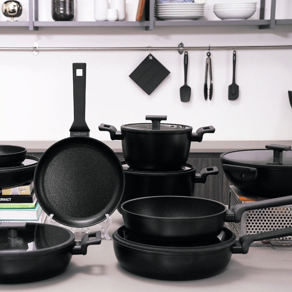 Sambonet Titan Pro non-stick Sauce Pan with lid diam. 28 cm