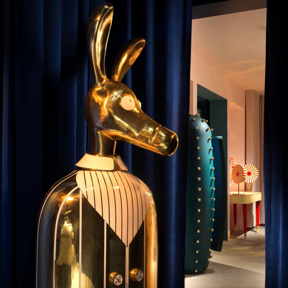 Scarlet Splendour Armadio contenitore Ciuco