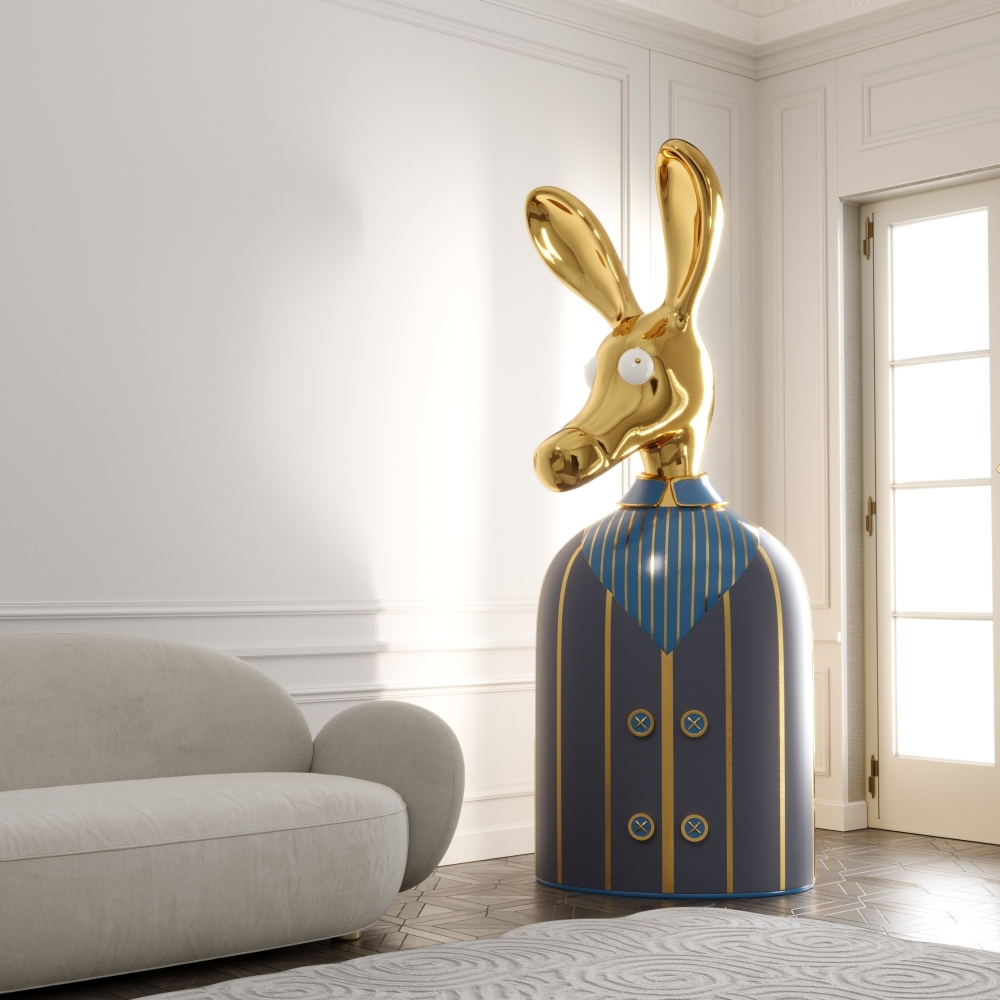 Scarlet Splendour Ciuco Blue Cabinet