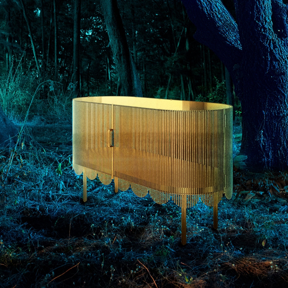 Scarlet Splendour Credenza Strings