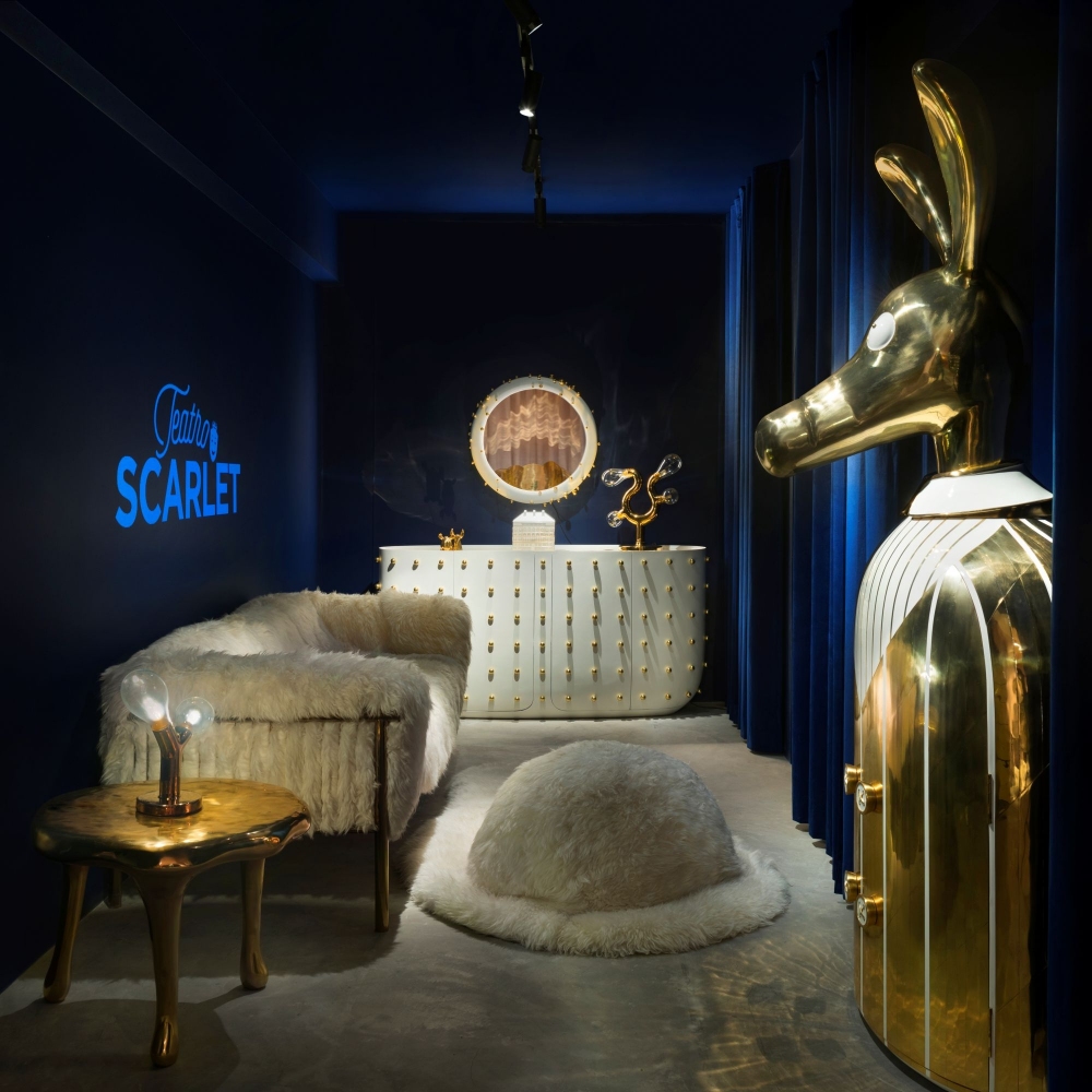 Scarlet Splendour Divano 3 posti Coronum