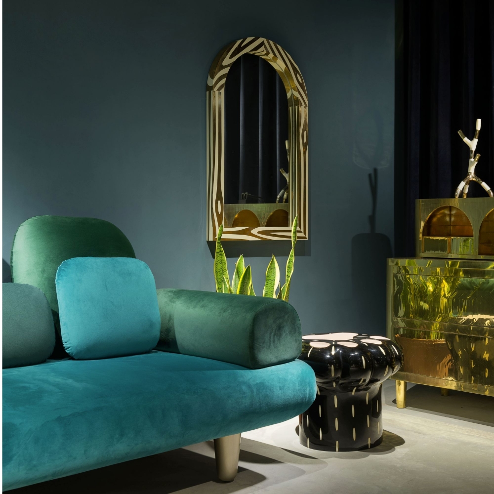 Scarlet Splendour Sgabello Paw - Forest Collection