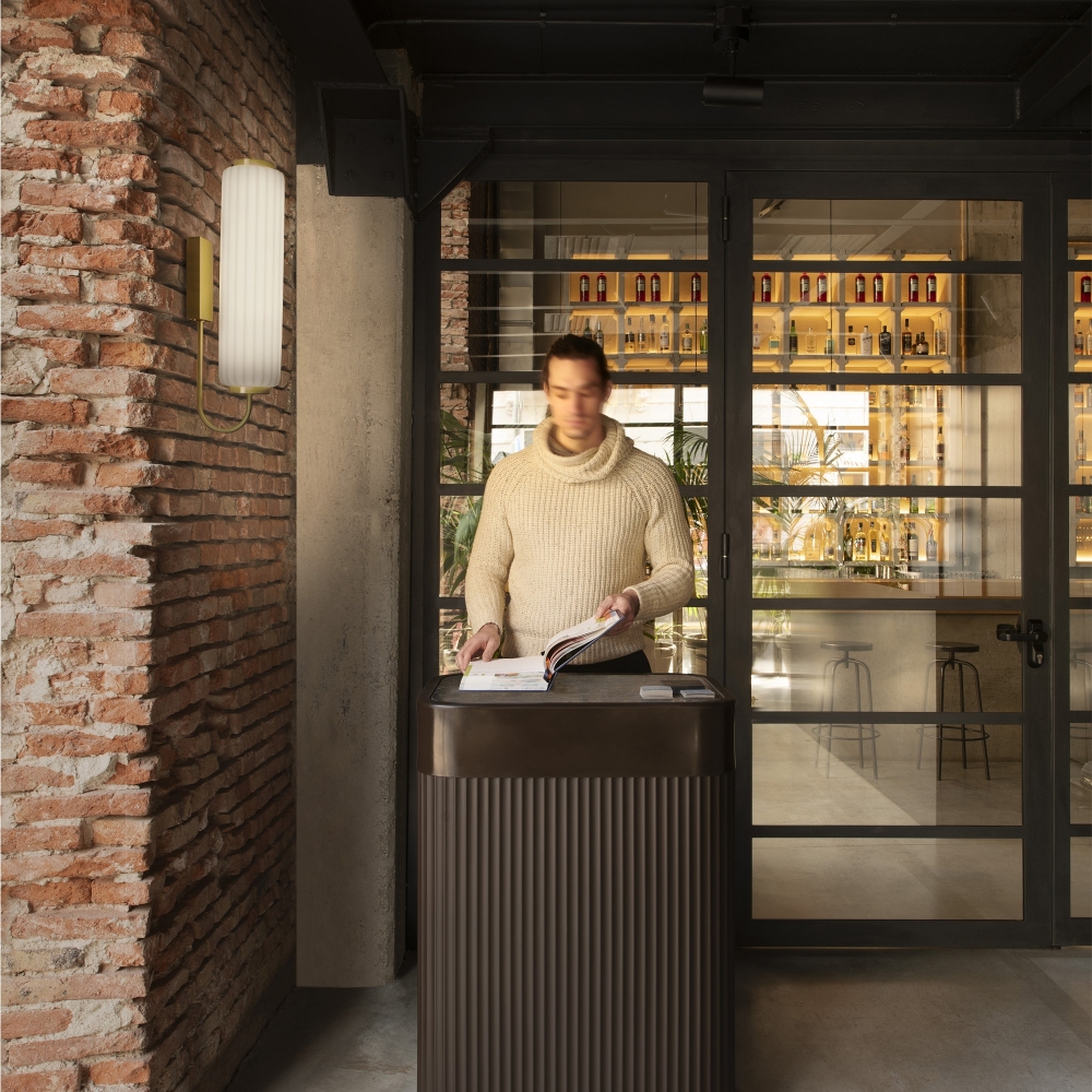 Slide Lampada da parete Cordiale