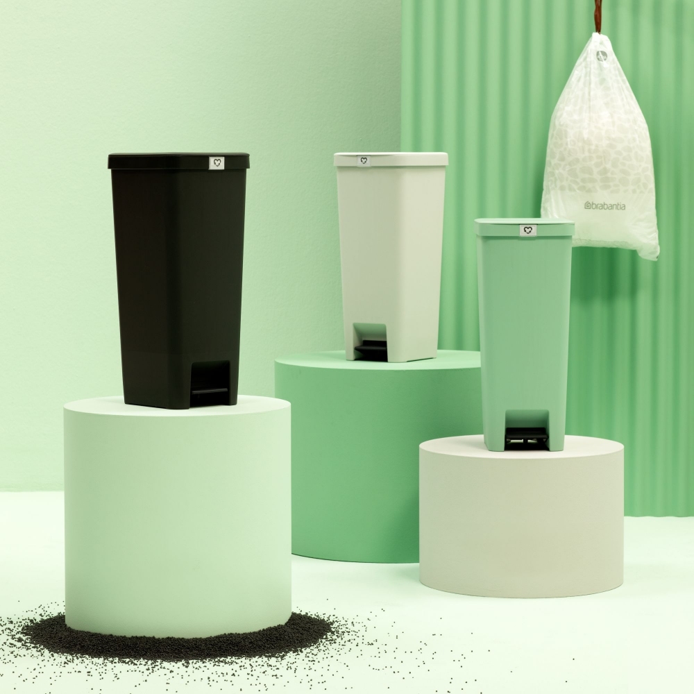 Brabantia StepUp pedal bin 40 litres