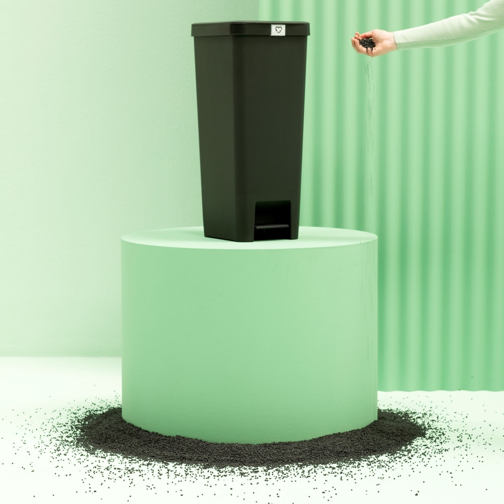 Brabantia StepUp pedal bin 40 litres