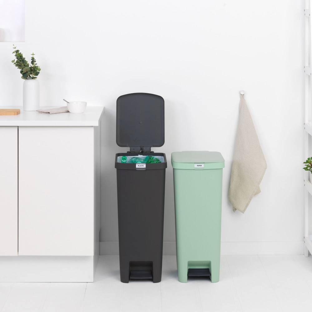 Brabantia StepUp pedal bin 40 litres