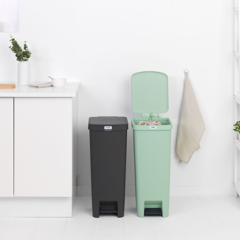 Brabantia StepUp pedal bin 40 litres