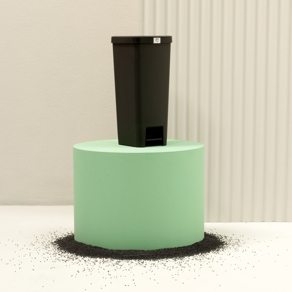 Brabantia StepUp pedal bin 40 litres