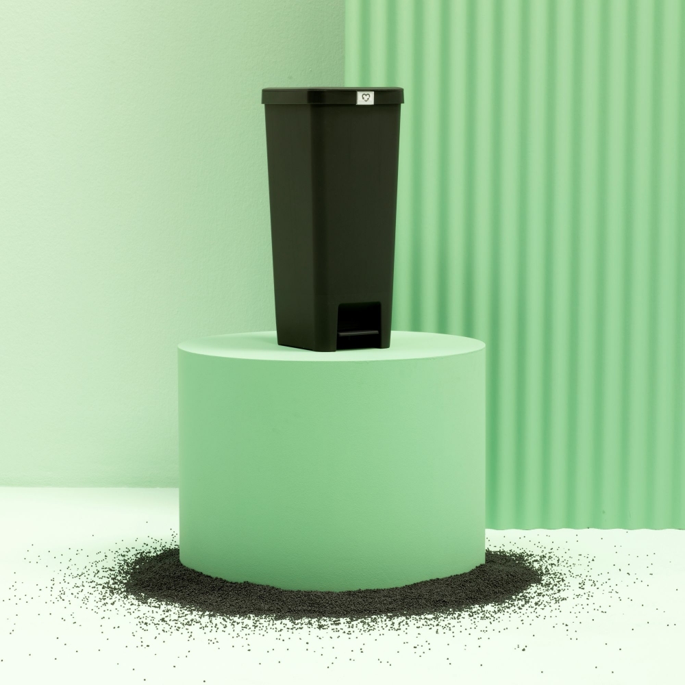 Brabantia StepUp pedal bin 40 litres