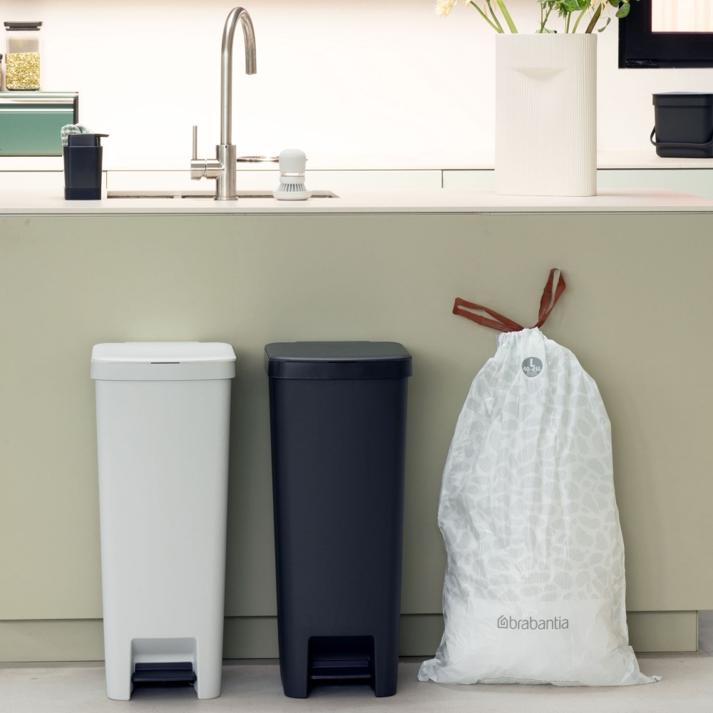 Brabantia StepUp pedal bin 40 litres