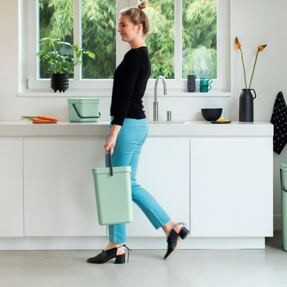 Brabantia Sort & Go hanging bin 6 liters