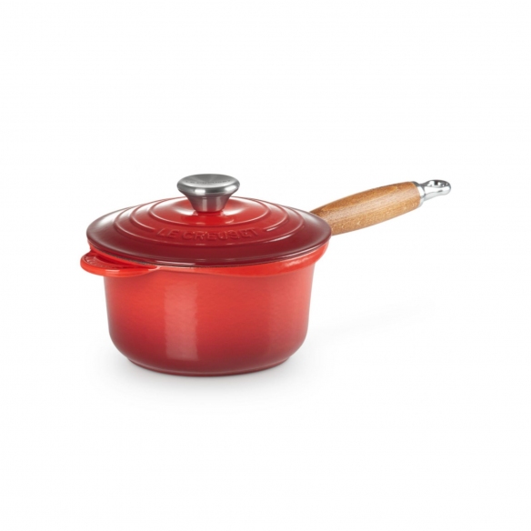 Le Creuset wooden-handled casserole diam. 18 cm