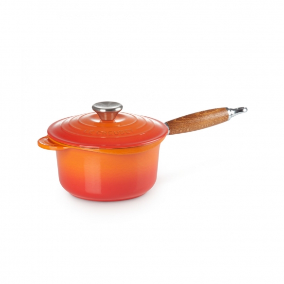 Le Creuset wooden-handled casserole diam. 18 cm
