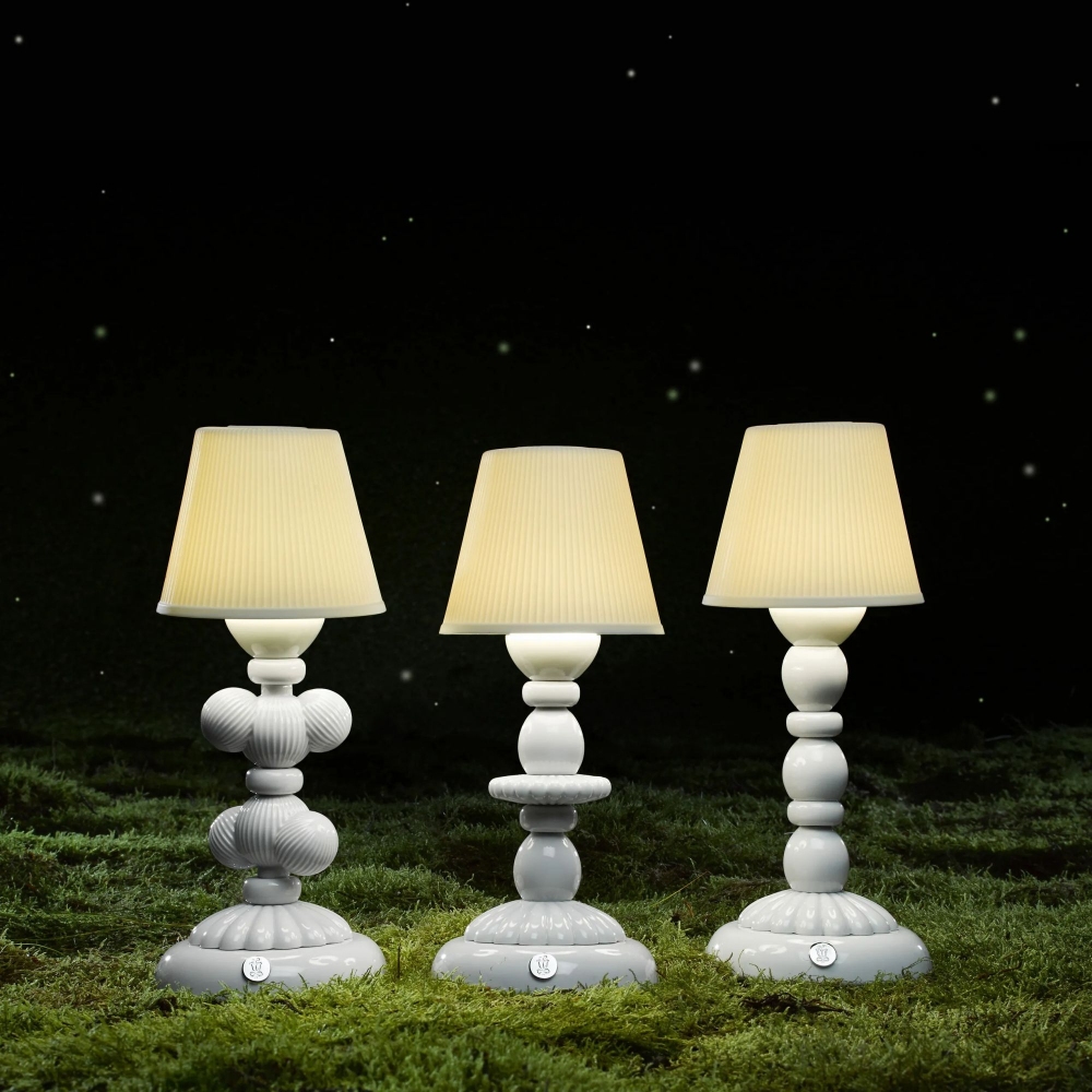 Lladrò Firefly Lotus Wireless Table Lamp