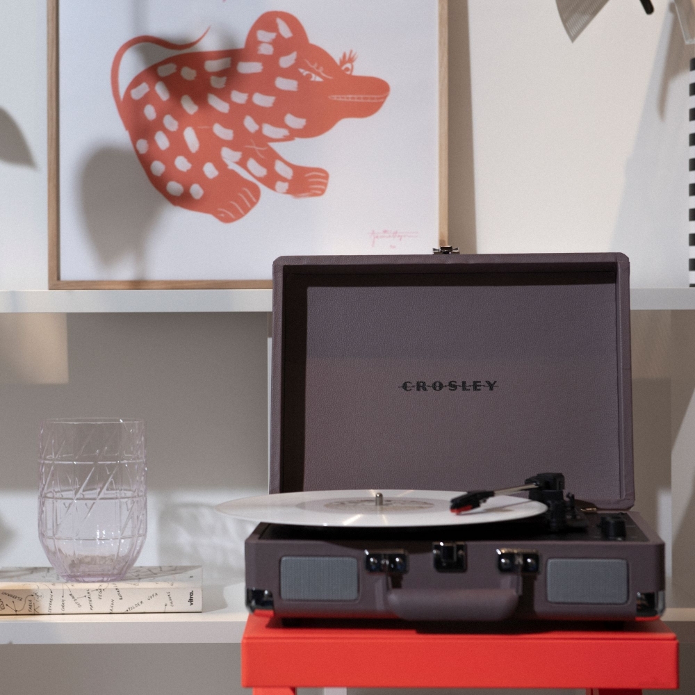 Crosley Cruiser Plus Bluetooth Turntable