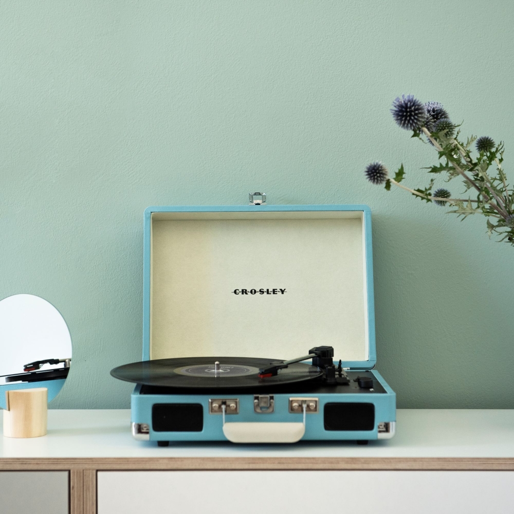 Crosley Cruiser Plus Bluetooth Turntable