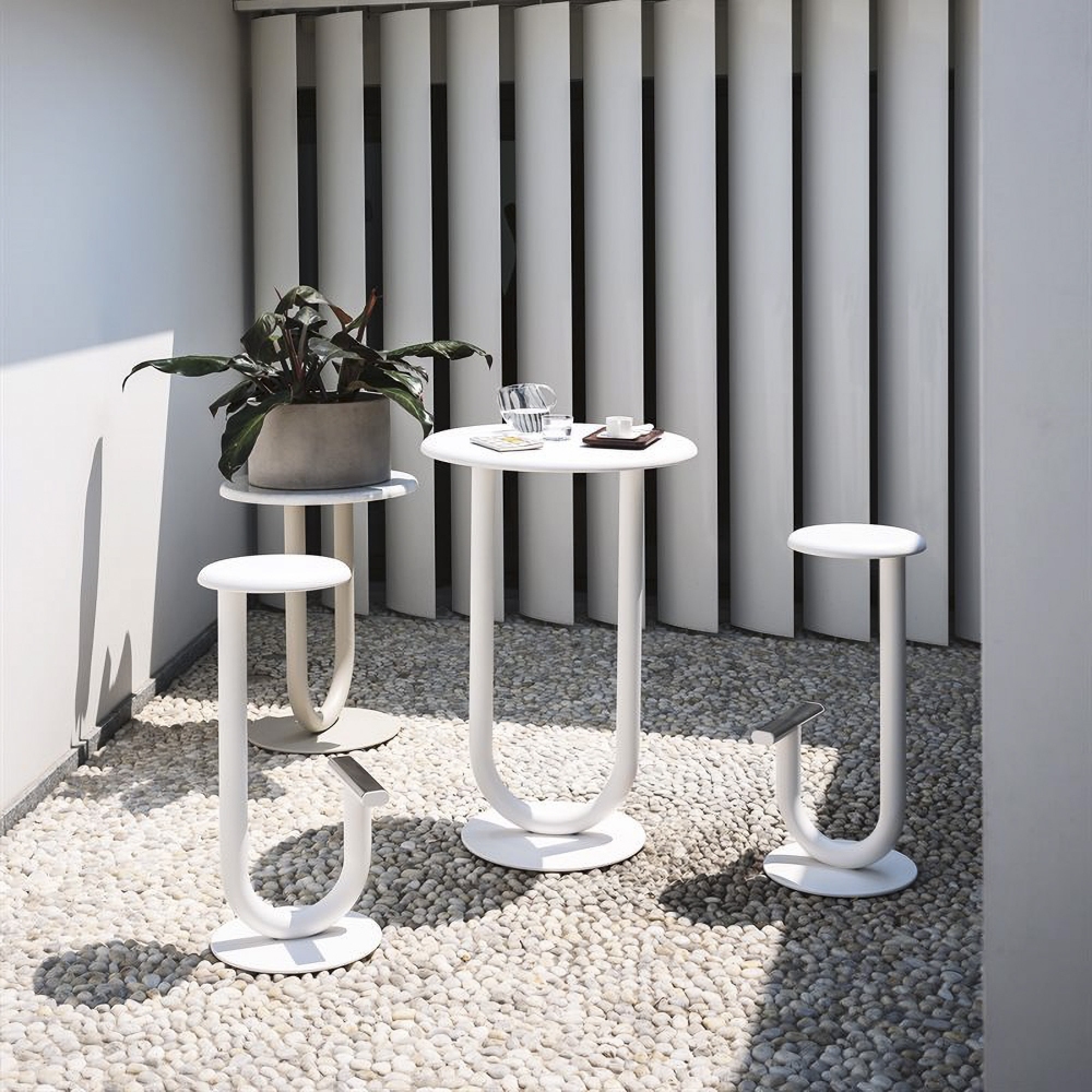 Desalto Sgabello Strong seduta outdoor h 64 cm