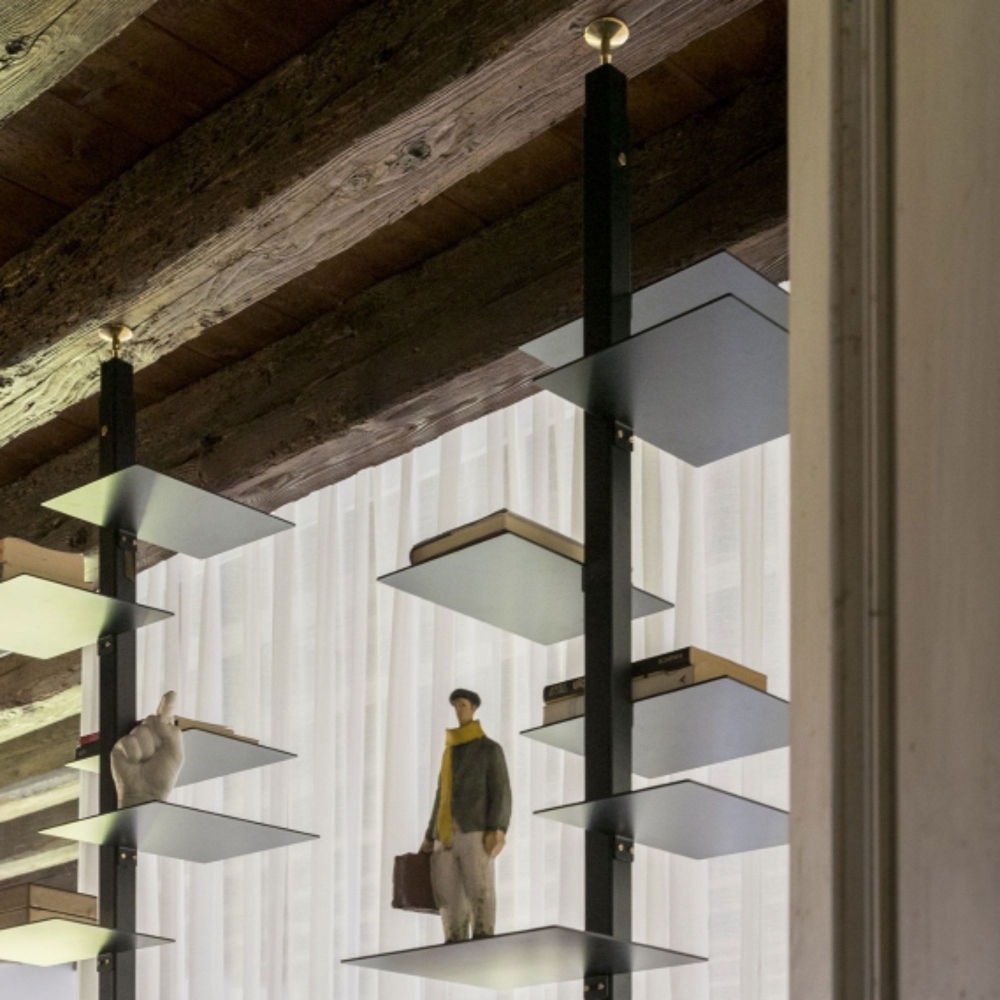 Mogg Libreria etagere terra-soffitto Adelaide Metal