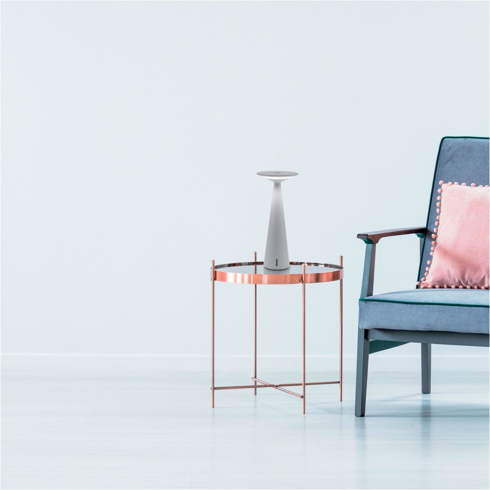 Zafferano Lampada da tavolo Dama Pro Led ricaricabile