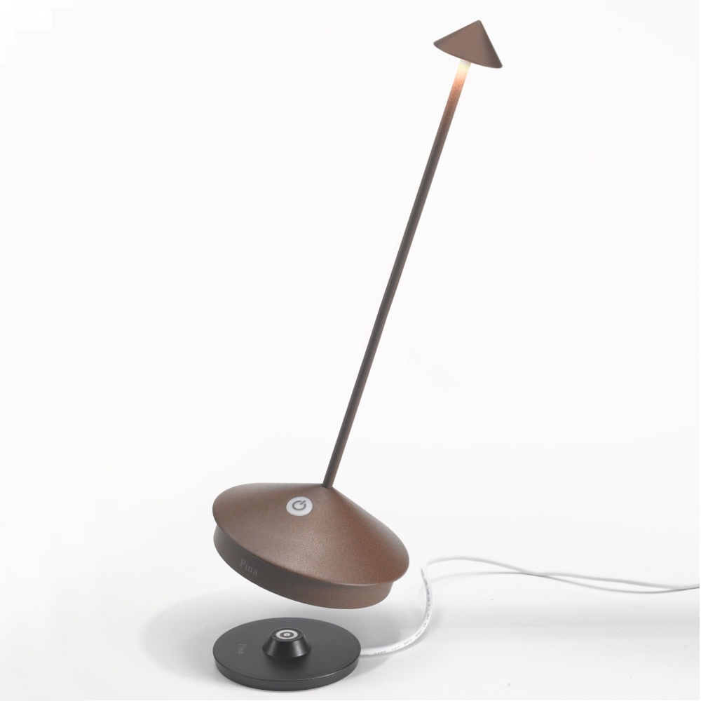 Zafferano Pina Pro Led rechargeable table lamp