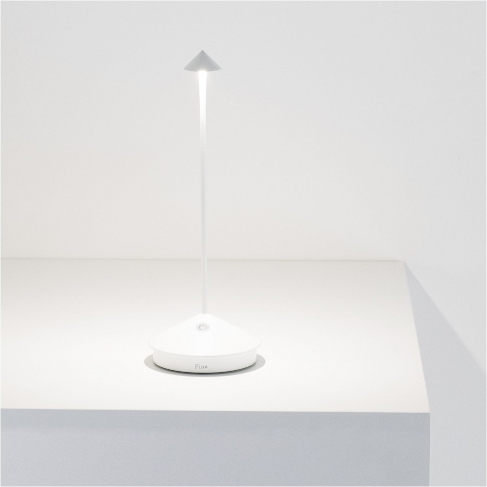 Zafferano Lampada da tavolo Pina Pro Led ricaricabile