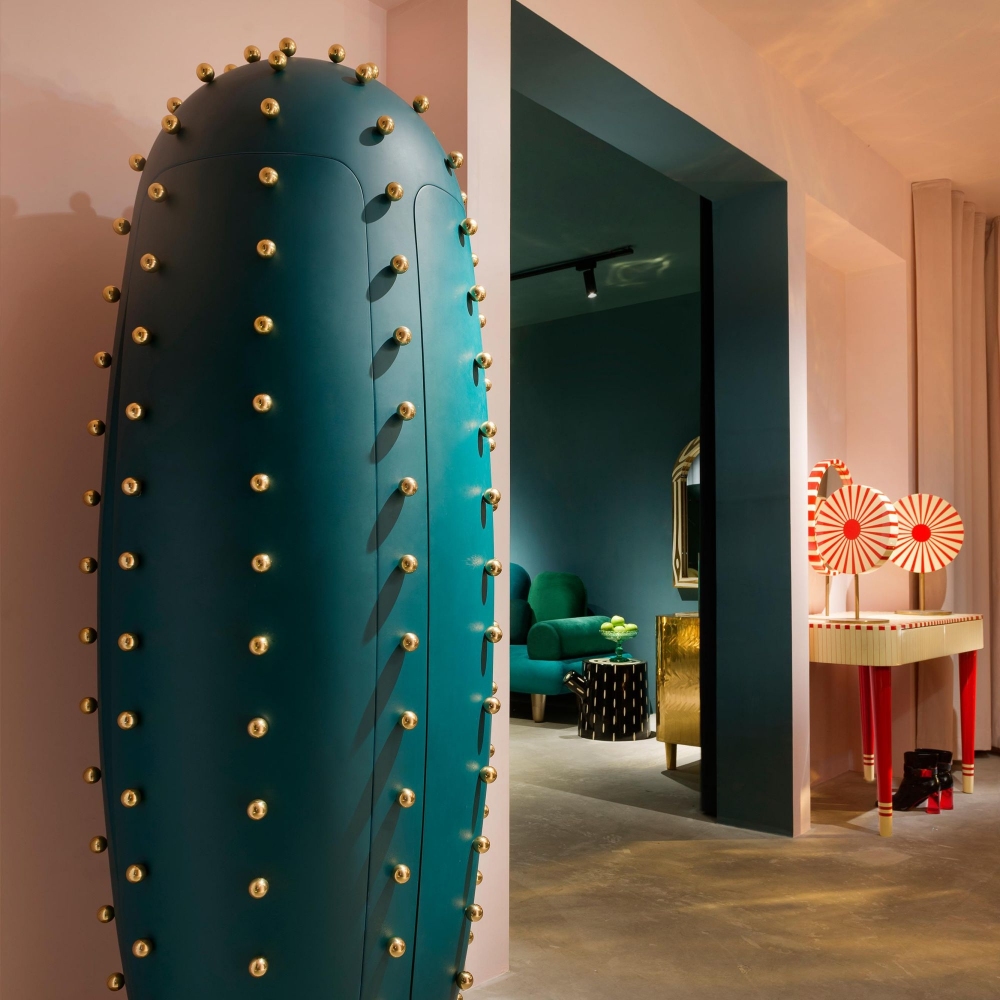 Scarlet Splendour Armadio contenitore Oasis