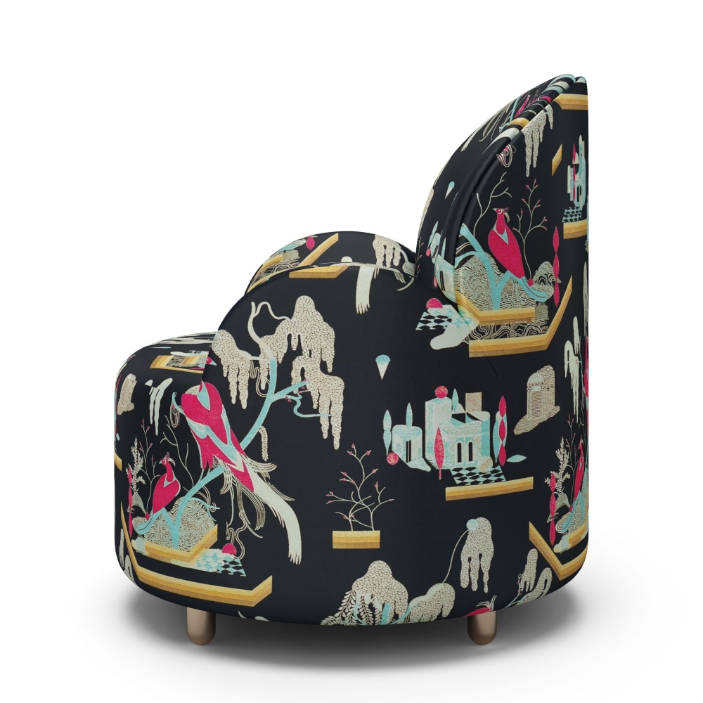 Scarlet Splendour Poltrona Strings