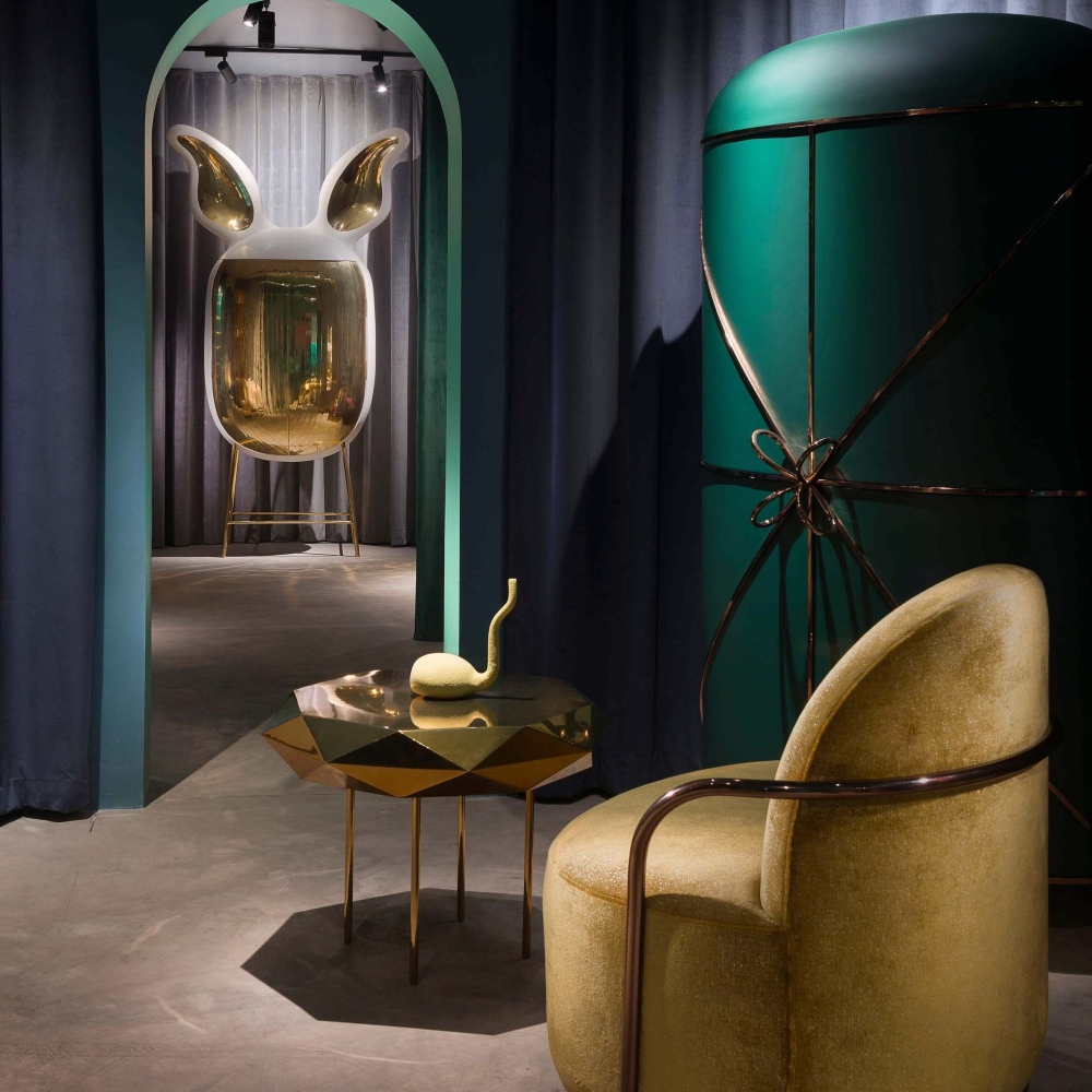 Scarlet Splendour Armadio contenitore 88 Secrets