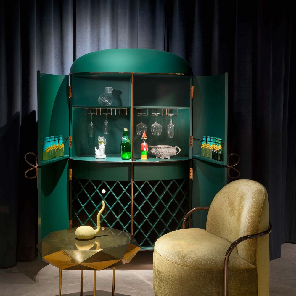 Scarlet Splendour Armadio contenitore 88 Secrets