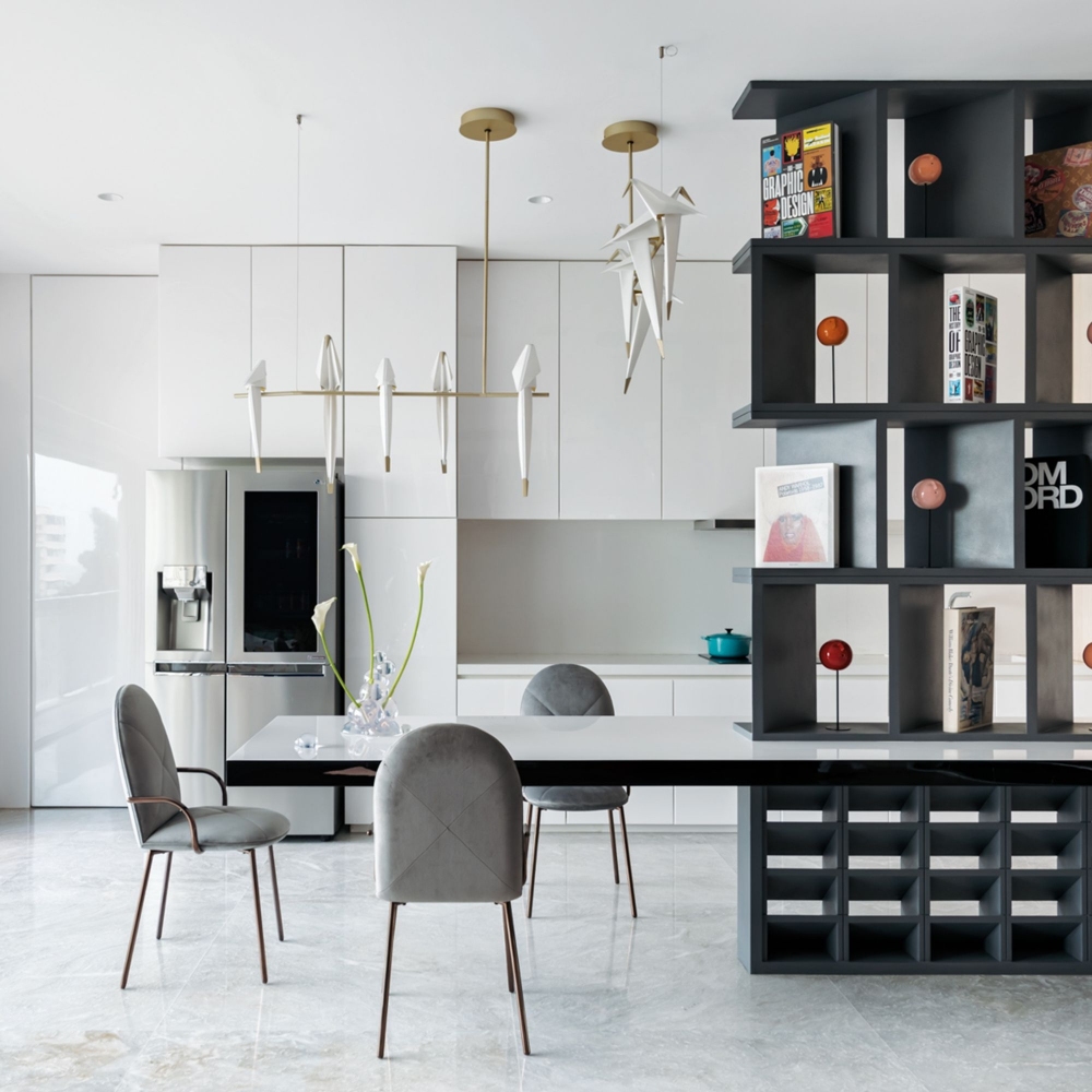 Scarlet Splendour Sedia Orion - 88 Secrets collection