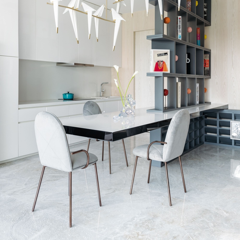 Scarlet Splendour Sedia Orion - 88 Secrets collection