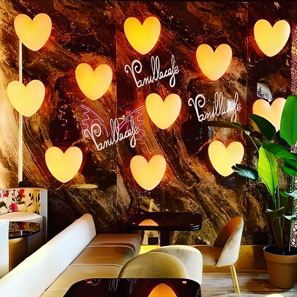 Slide Lampada da parete Love