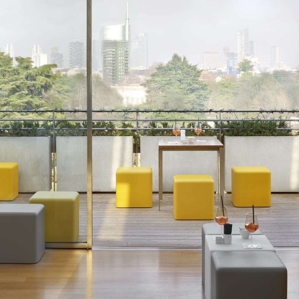 Slide Sgabello morbido Soft Cubo