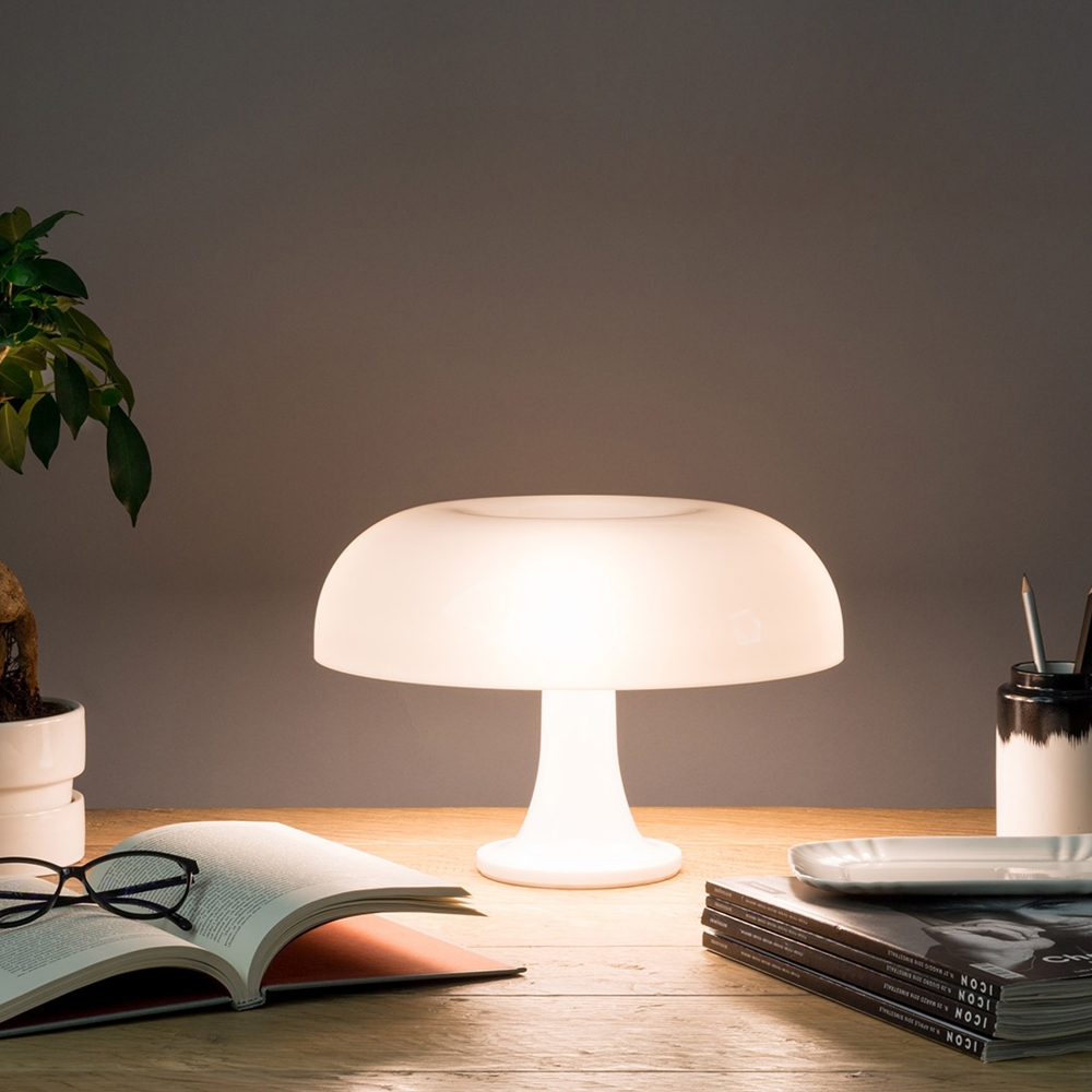 Artemide Lampada da tavolo Nessino