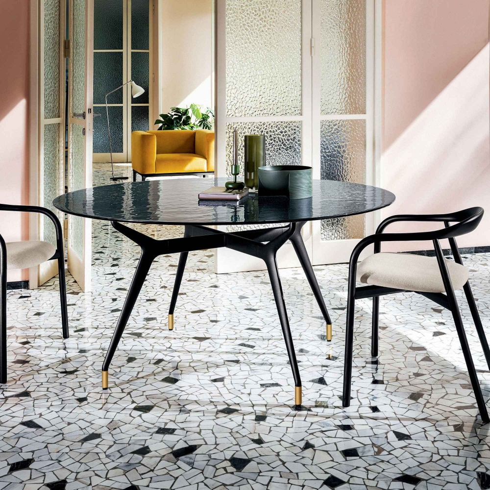 Sovet Arkos 4-leg round table