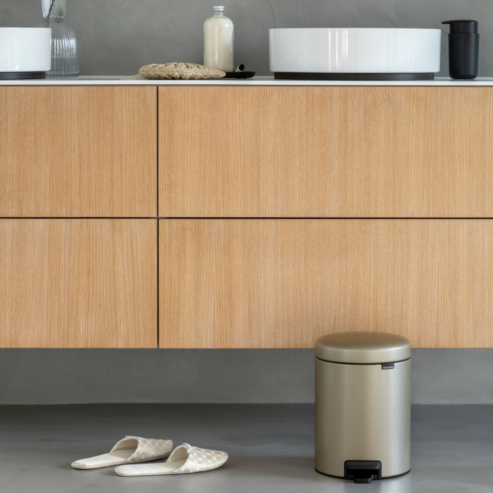 Brabantia Pattumiera a pedale NewIcon 5 litri