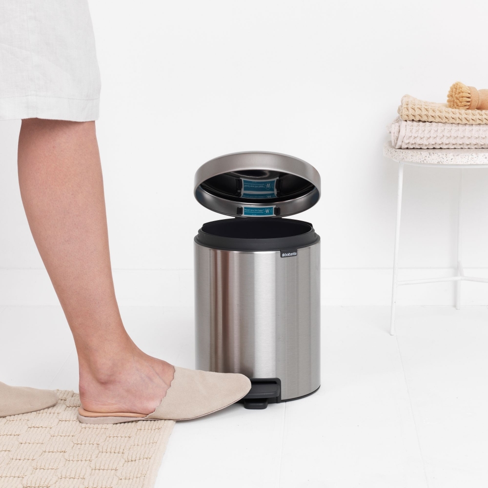 Brabantia Pattumiera a pedale NewIcon 5 litri